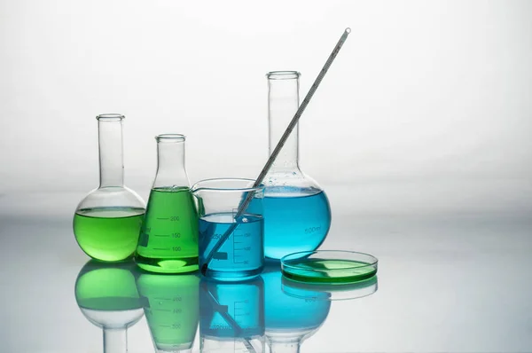 Laboratory Glassware Medical Glass Flasks Laboratory Diagnostics — Stock Photo, Image