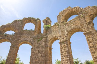 İspanya, Segovia 'da antik Roma su kemeri