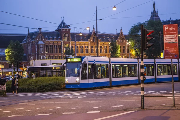 Прекрасні Будівлі Трамвай Нідерландах Європа — стокове фото