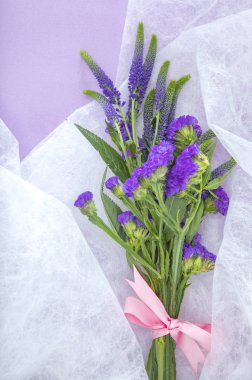 yay ile güzel çiçek buketi