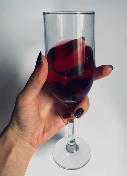 Ett Glas Med Saft Handen — Stockfoto