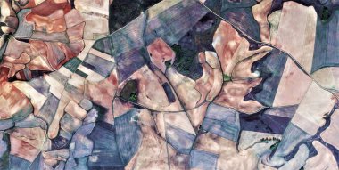 Mavi saat, Picasso 'ya övgü, İspanya' nın soyut fotoğrafı, hava manzarası, insan çalışma kamplarının temsili, soyut, kübizm, soyut doğalcılık.,