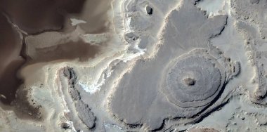 Cüzzam, siyah altın, kirli çöl kumu, Afrika çöllerinin havadaki soyut fotoğrafı. hava görüntüsü, Tür: Soyut Natüralizm, soyuttan mecazlara