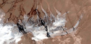 İfade, Afrika çöllerinin havadan görünüşü, çöl manzaralarının havadan bakışı, Tür: Soyut doğalcılık, mecazi, çağdaş fotoğrafa kadar 