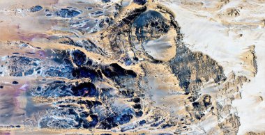 Rüzgarın gücü, Afrika çöllerinin havadan çekilmiş soyut fotoğrafları, çöl manzaralarının havadan görünüşü, Tür: Soyut doğalcılık, soyut, mecazi, çağdaş fotoğrafa 