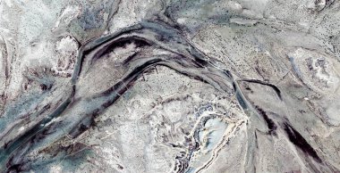 Buzağınızla ilgilenmek, Afrika çöllerinin havadan çekilmiş soyut fotoğrafları, çöl manzaralarının havadan görünüşü, türü: soyut doğalcılık, mecazi, çağdaş fotoğrafa kadar 