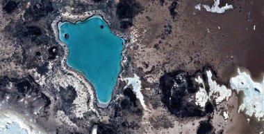 Ölü Deniz, siyah altın, kirli çöl kumu, Pollock 'a övgü, Afrika çöllerinin havadan soyut fotoğrafları, hava manzarası, soyut dışavurumculuk, çağdaş sanat, 