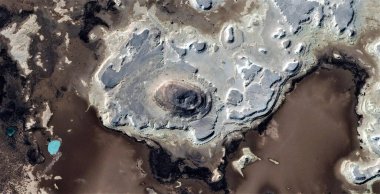 Dünya metastazı, siyah altın, kirli çöl kumu, Pollock 'a övgü, Afrika çöllerinin havadan soyut fotoğrafları, hava görüşü, soyut dışavurumculuk, çağdaş sanat, 