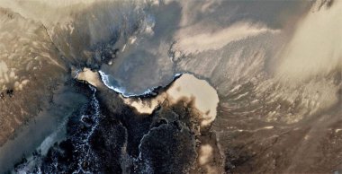 Cehennem, kara altın, kirli çöl kumu, Pollock 'a övgü, Afrika çöllerinin havadan görünüşü, soyut dışavurumculuk, çağdaş sanat, 