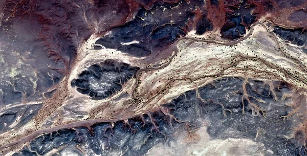 空気から見たアフリカ砂漠の抽象写真 砂漠の風景の空中風景 ジャンル 抽象的な自然主義 抽象から具象的 現代的な写真 — ストック写真