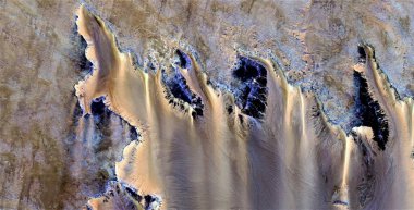 Abyssal uçurumlar, Afrika çöllerinin havadan soyut fotoğrafları, çöl manzaralarının havadan görünüşü, Tür: Soyut doğalcılık, soyut, mecazi, çağdaş fotoğrafa 