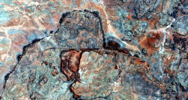 Savaş yaraları, Afrika çöllerinin havadan soyut fotoğrafları, çöl manzaralarının havadan görünüşü, Tür: Soyut doğalcılık, mecazdan mecazi, çağdaş fotoğrafa 