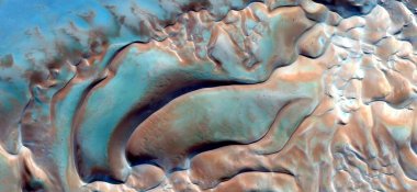 Rüzgâr çömlekleri, Afrika çöllerinin havadan çekilmiş soyut fotoğrafları, çöl manzaralarının havadan görünüşü, Tür: Soyut doğalcılık, mecazi, çağdaş fotoğrafa kadar 