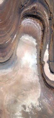 Dil, Afrika çöllerinin havadan dikey soyut fotoğrafları, çöl manzaralarının havadan görünüşü, Tür: Soyut doğalcılık, soyuttan mecazlara, 