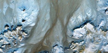 Kirlenmiş antarktika, Afrika çöllerinin havadan çekilmiş soyut fotoğrafları, çöl manzaralarının havadan görünüşü, Tür: Soyut doğalcılık, mecazi, çağdaş fotoğraftan, stok fotoğrafına kadar,