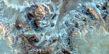 Kirlenmiş antarktika, Afrika çöllerinin havadan çekilmiş soyut fotoğrafları, çöl manzaralarının havadan görünüşü, Tür: Soyut doğalcılık, mecazi, çağdaş fotoğraftan, stok fotoğrafına kadar,