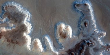 Kilauea manzarası, Afrika çöllerinin havadan çekilmiş soyut fotoğrafları, çöl manzaralarının havadan görünüşü, Tür: Soyut doğalcılık, mecazi, çağdaş fotoğraflardan, stok fotoğraflarına kadar,