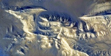 Kirlenmiş Antarktika, stok fotoğrafı, Afrika çöllerinin havadan çekilmiş soyut fotoğrafları. Çölün havadan görünüşü, Tür: Soyut doğalcılık, soyuttan mecazlara