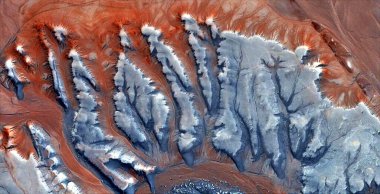 Kirlenmiş Antarktika, stok fotoğrafı, Afrika çöllerinin havadan çekilmiş soyut fotoğrafları. Çölün havadan görünüşü, Tür: Soyut doğalcılık, soyuttan mecazlara
