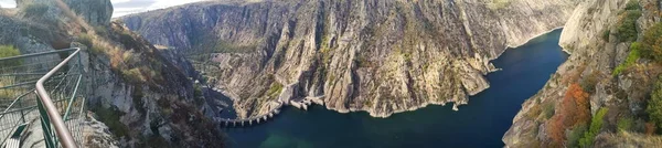 Панорамна Фотографія Аррібс Дель Дуеро Каньйони Утворені Річкою Саламанка Іспанія — стокове фото
