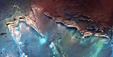 Apocalypse, havadan Afrika çöllerinin soyut fotoğrafları, çöl manzaralarının havadan görünüşü, Tür: Soyut doğalcılık, mecazi, çağdaş fotoğrafa kadar