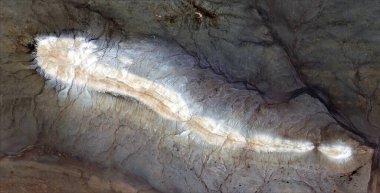 İç ışık, Afrika çöllerinin havadan görünüşü, çöl manzaralarının havadan görünüşü, türü: soyut doğalcılıktan mecazi ve çağdaş fotoğrafa kadar.