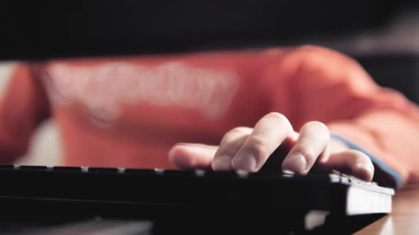 Boy Playing Computer Games Fingers Fingering Keys Close — Stock Video