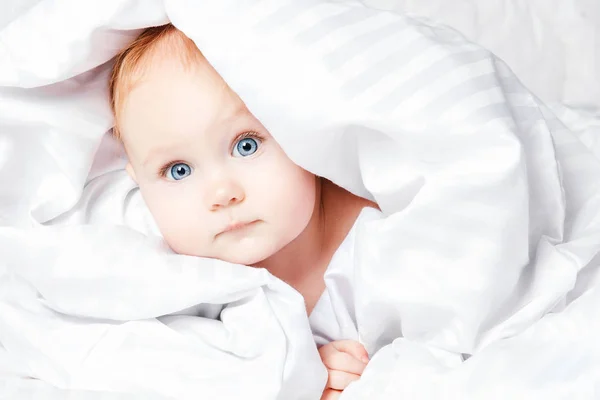 Cute Happy Child Blue Eyes Looking Out White Blanket Copy — Stock Photo, Image