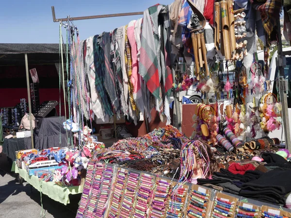 Fuengirola 20 Şubat 2018.Market ve Costa del Sol Spain.The iki kez haftalık piyasada Fuengirola Feria toprağa renk, pazarlık ve canlı bir atmosfer dolu