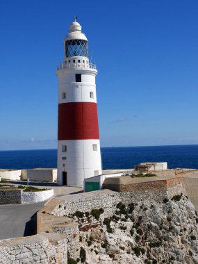 Gibraltar 22 Şubat 2018, Europa noktada deniz feneri Cebelitarık rock tarihinde ilk mı yoksa Avrupa'nın son deniz feneri manzaralı Cebelitarık Boğazı İber Yarımadası'nın uç Güney