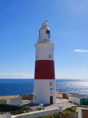 Gibraltar 22 Şubat 2018, Europa noktada deniz feneri Cebelitarık rock tarihinde ilk mı yoksa Avrupa'nın son deniz feneri manzaralı Cebelitarık Boğazı İber Yarımadası'nın uç Güney