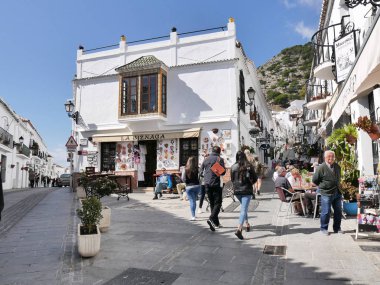 Mijas 23 Şubat 2018. Mijas bir Güney İspanya çevrenin en güzel 'beyaz' köy sokak köşesinde Andalucia denilen