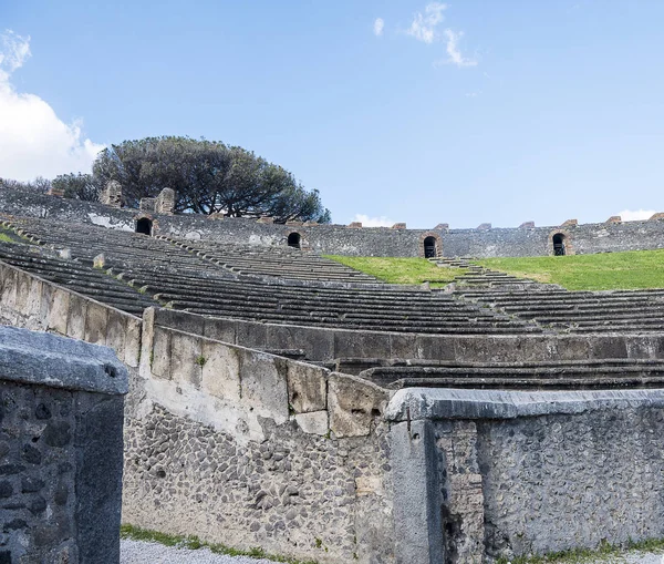 Anfiteatro Ciudad Romana Pompeya Sur Nápoles Bajo Sombra Del Monte —  Fotos de Stock