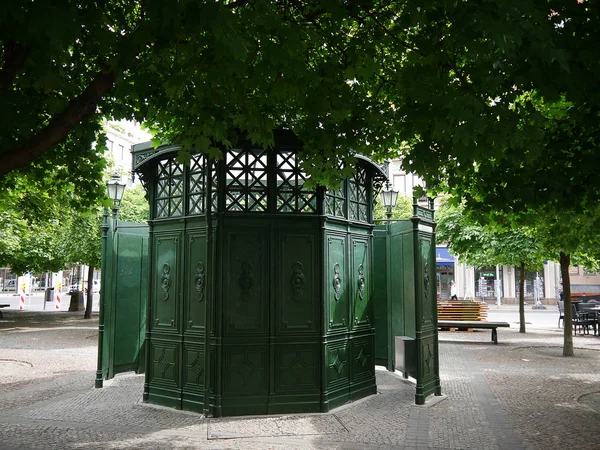 Ferro Fundido Pissoire Rua Fora Igreja Francesa Área Gendarmenmarkt Berlim — Fotografia de Stock