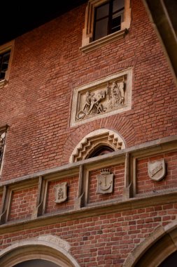 Krakow Polonya Jagiellonian Üniversitesi. İşte burada Kopernik dünyanın güneşin etrafında hareket keşfettim.