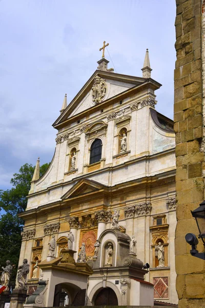 Kostel Svatého Petra Svatého Pavla Krakow Polsko Jeho Skvělé Fasádou — Stock fotografie