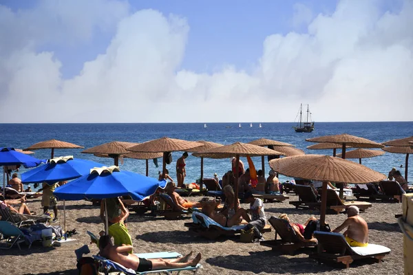 Ellie Beach Nearest Beach Rhodes Town Very Popular Mandraki Harbour — Stock Photo, Image