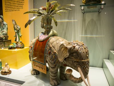 Görüntü Ücretsiz şarj dan'deki müze ve Sanat Galerisi kadın kolu Sanat Galerisi, modeli Köyü, Port Sunlight için güneş ışığı sabun fabrikası işçilerini William Hesketh kolu tarafından oluşturulan Liverpool yakınındaki adlı sergi 