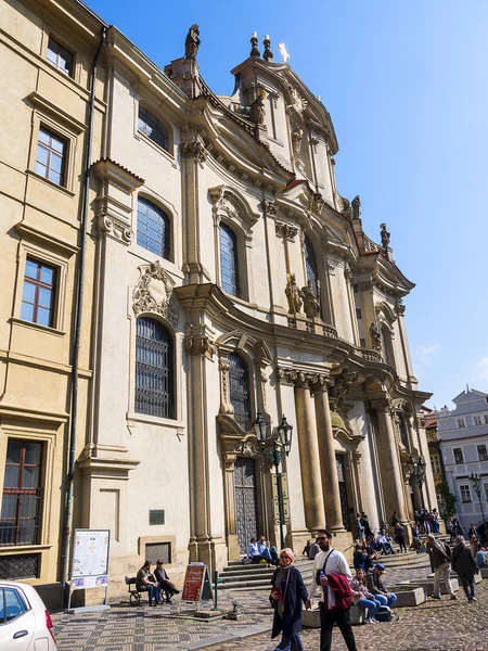 Kościół Mikołaja Jest Barokowy Kościół Mniejszym Mieście Pragi Został Zbudowany — Zdjęcie stockowe