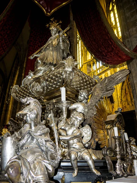 Interior Vitus Cathedral Cathedral Prominent Example Gothic Architecture Largest Most — Stock Photo, Image