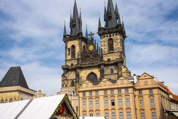 Kostel Panny Marie Před Tynem Dominantním Rysem Starého Města Prahy — Stock fotografie