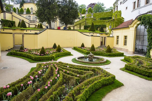 Este Jardín Formal Praga Uno Los Varios Jardines Barrocos Altos —  Fotos de Stock