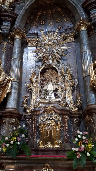 Igreja Nossa Senhora Vitoriosa Menino Jesus Praga Famosa Estátua Menino — Fotografia de Stock