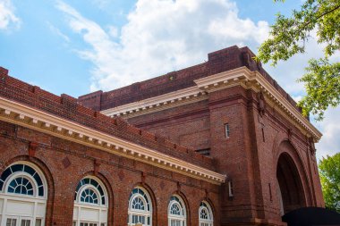 Chattanooga İstasyonu, Glenn Miller ve orkestrasının 1941 tarihli ilk altın albümü 