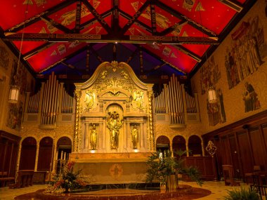 ABD 'nin en eski şehri olan Florida' daki St. Augustine Katedrali. İspanyol kaşif Pedro Menndez de Avils tarafından 1565 yılında kurulmuştur.