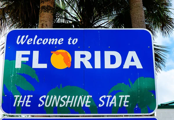 你们进入佛罗里达州时 欢迎的标志 这是真正的阳光状态 欢迎游客也是一样温暖的 — 图库照片