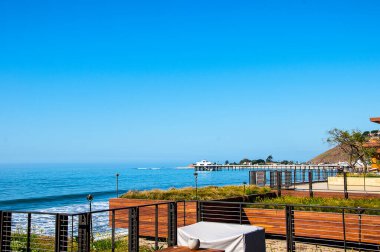 Pier ya da Stearns Rıhtımı 'na, plaja ve Santa Barbara' daki İspanyol Misyonuna bir ziyaret kaçırılmamalı.