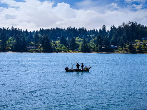 Rybaření Vodách Při Pobřeží Florencie Oregonu Usa Což Malé Městečko — Stock fotografie