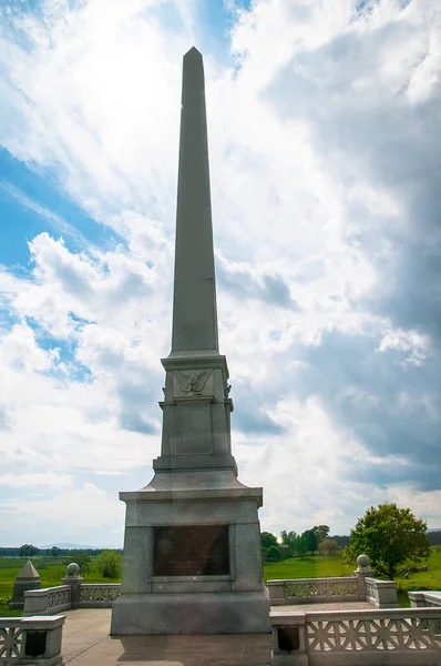 Campo Batalla Gettysburg Pennsylvania Que Está Salpicado Muchos Monumentos Los — Foto de Stock