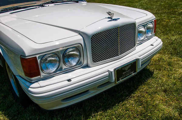 ノースカロライナ州のビルトモアでラリーに展示されている世界で最も有名な高級車 — ストック写真
